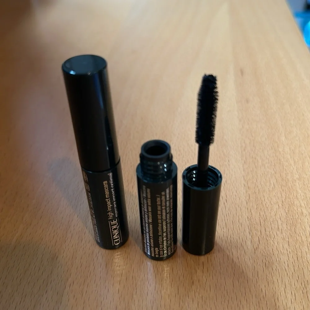 Two Clinique Trail Size of High Impact Mascara in Black(0.14 oz.) 3.5ml in New